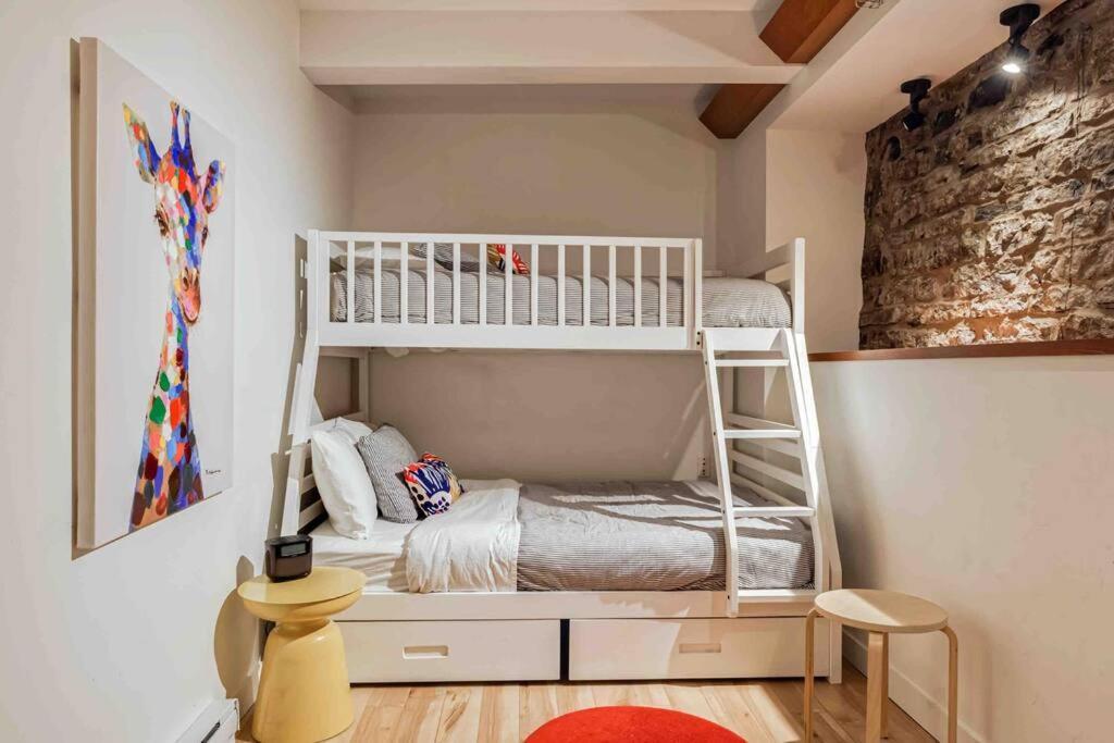 Generations Quebec Old City/ Parking/ Family Экстерьер фото