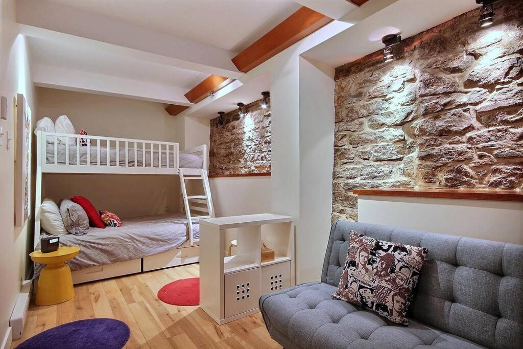 Generations Quebec Old City/ Parking/ Family Экстерьер фото